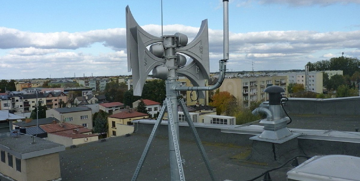 Zawyją syreny i przyjdą SMS-y. Przypominamy o testach w powiecie kutnowskim