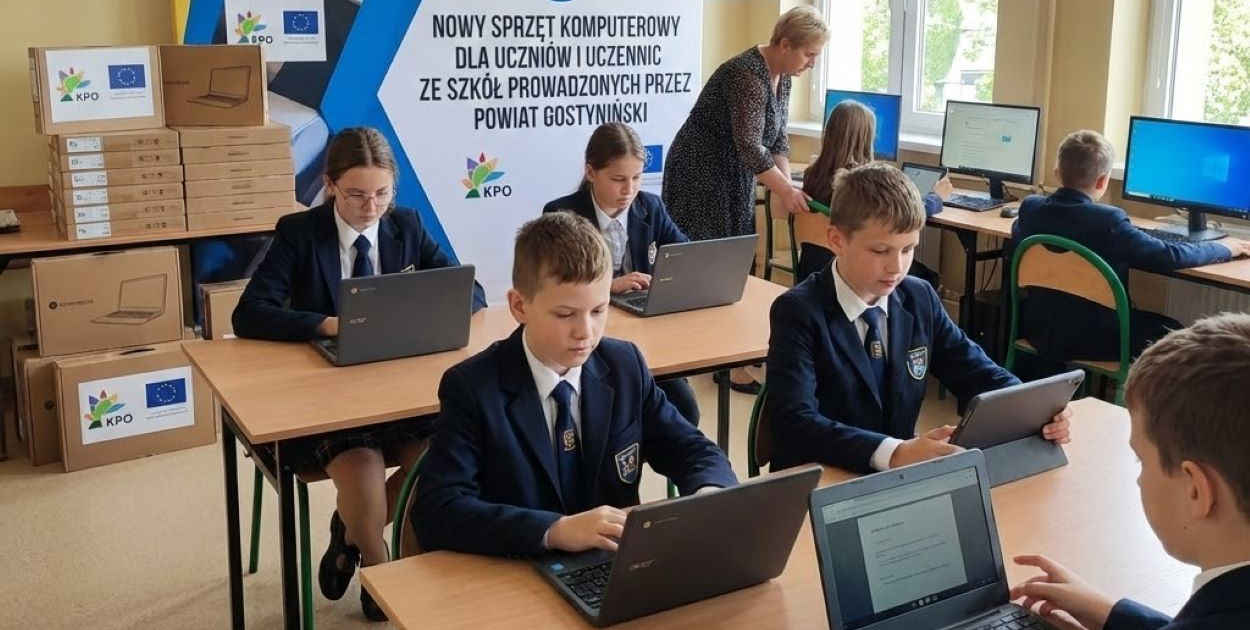 Powiat Gostyniński: nowoczesny sprzęt trafił do szkół