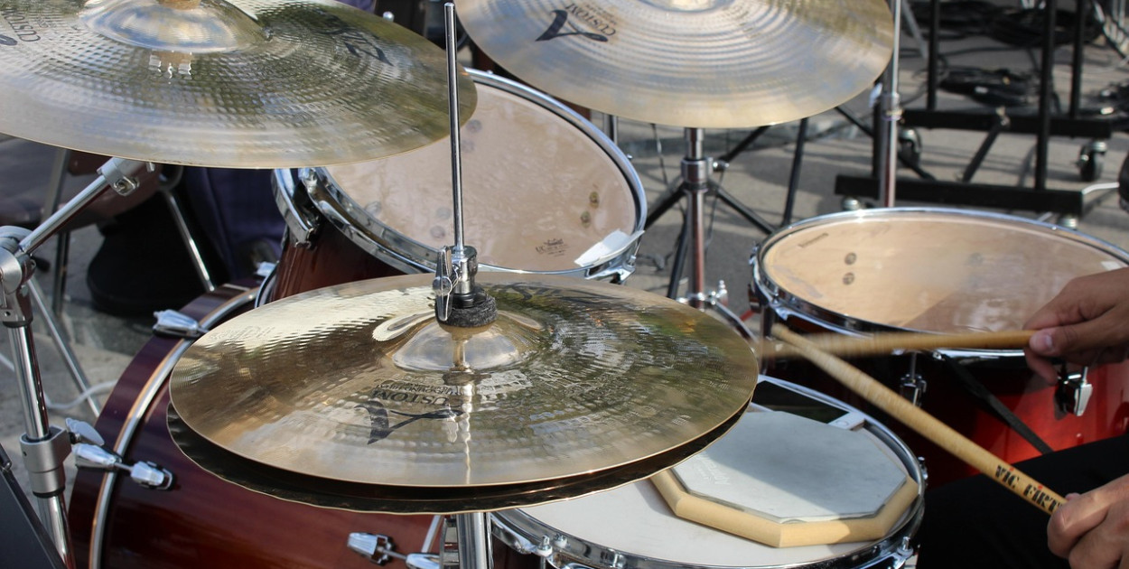 Odkryj swoje perkusyjne talenty w Żychlinie