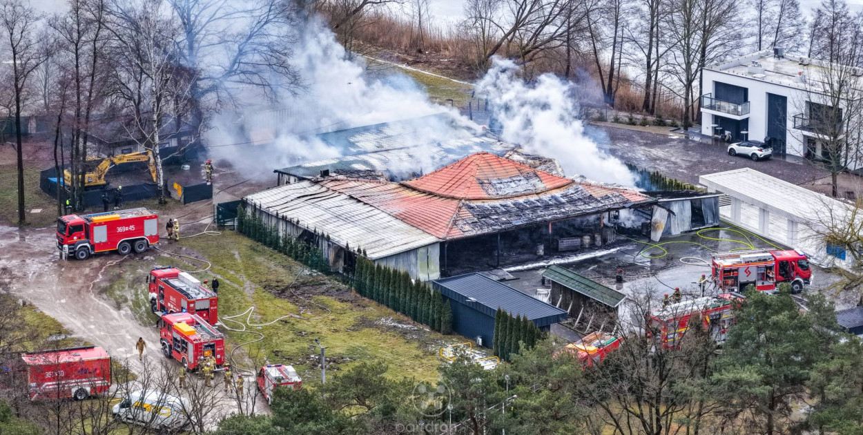 Dramatyczny poranek w Grabinie. Spłonęła Plaża Patelnia