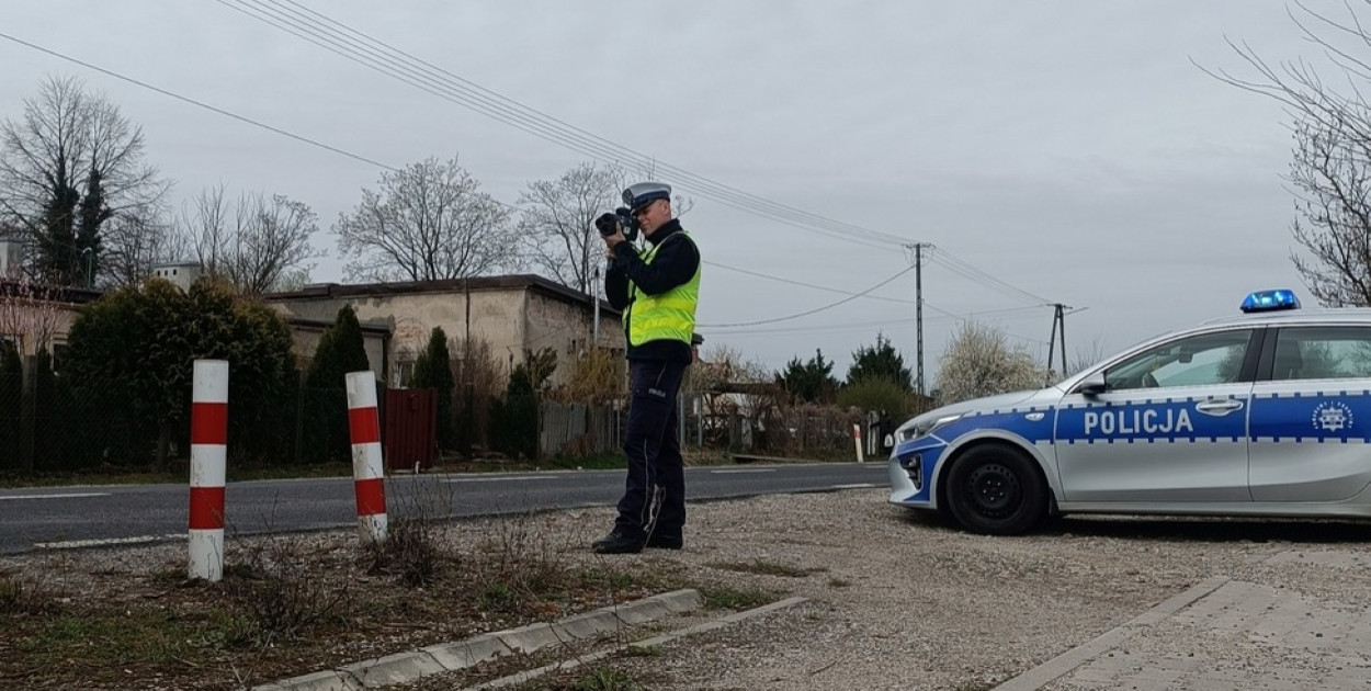 Nie tylko za szybko, ale i bez prawa jazdy. Efekty akcji "Prędkość" w Kutnie