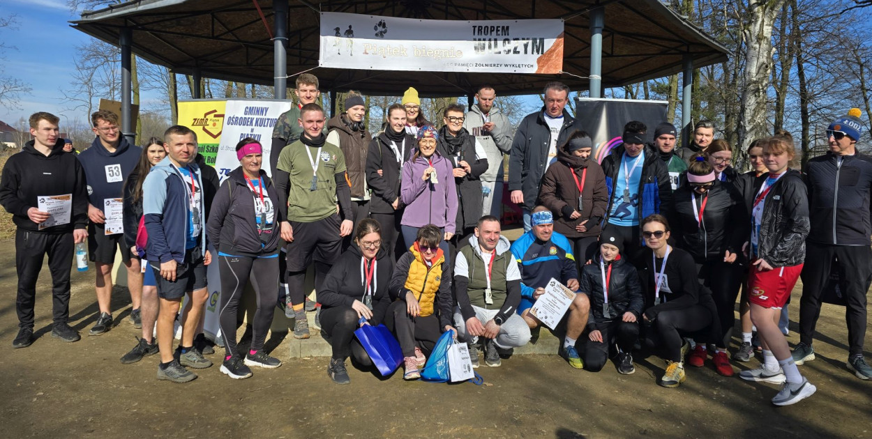 Piątek pobiegł Tropem Wilczym. Pamięć i sport w Parku Miejskim