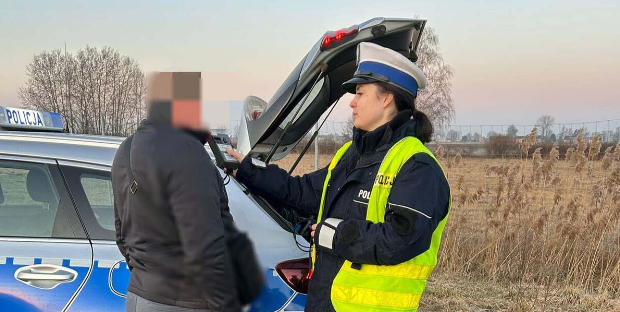 Pijany 55-latek próbował wjechać na autostradę A1