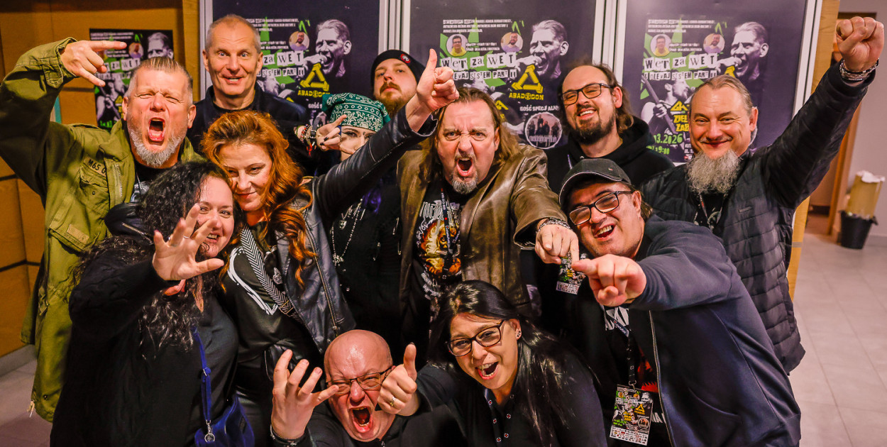 Legendy punka zagrały dla Michała i Olka. Zobacz zdjęcia z gorącego koncertu